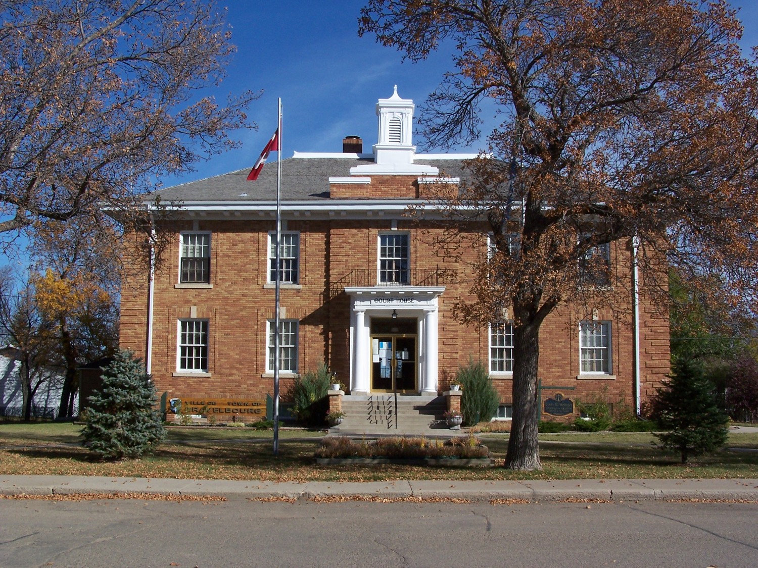 Bureau: Ville de Gravelbourg